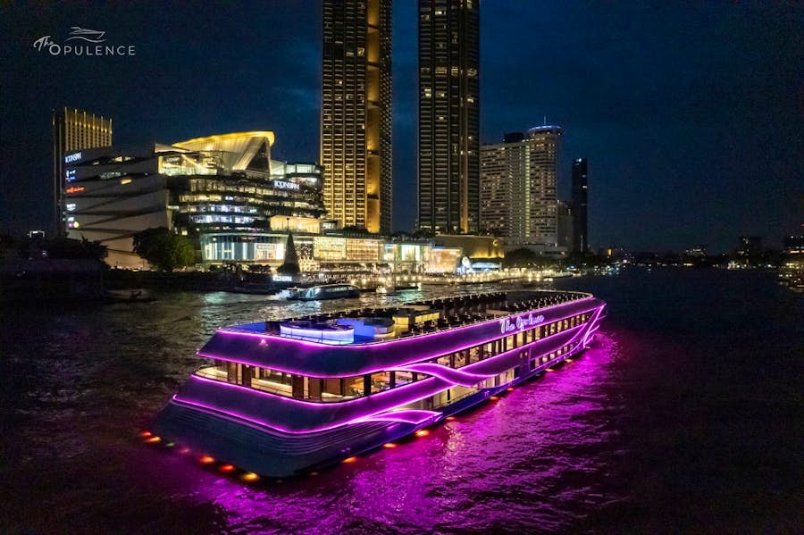 ภายนอกตัวเรือสวยงามโดดเด่น