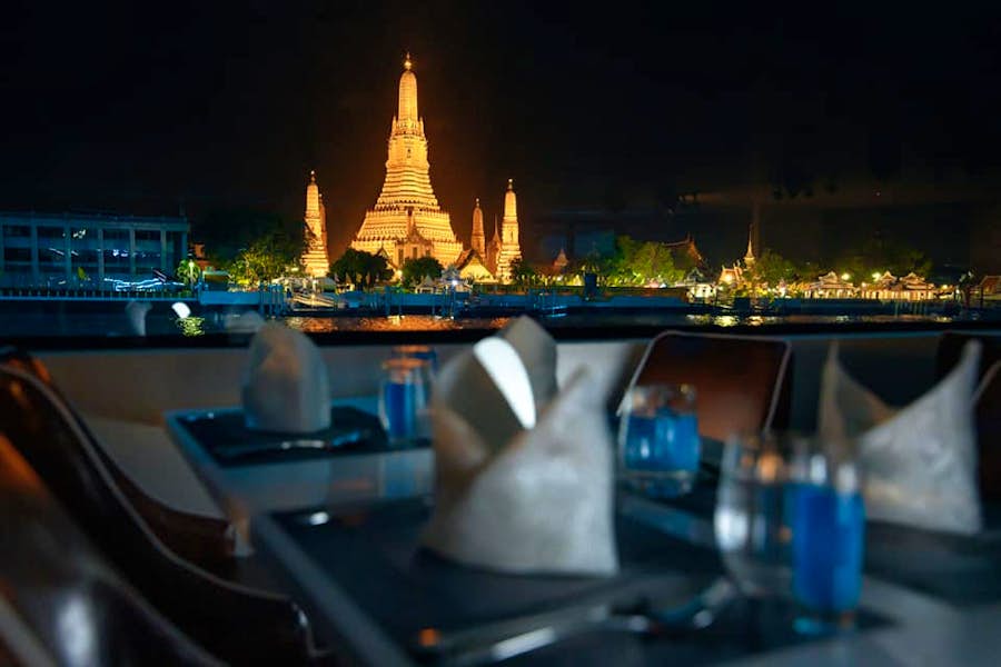 วิววัดอรุณฯ ตอนกลางคืน