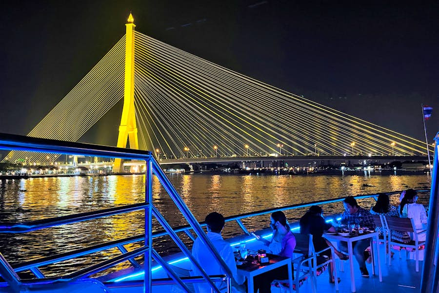 สะพานพระราม 8