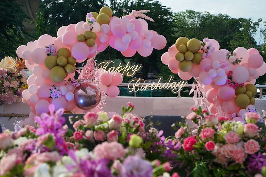 รับจัดงานแต่งงานบนเรือ